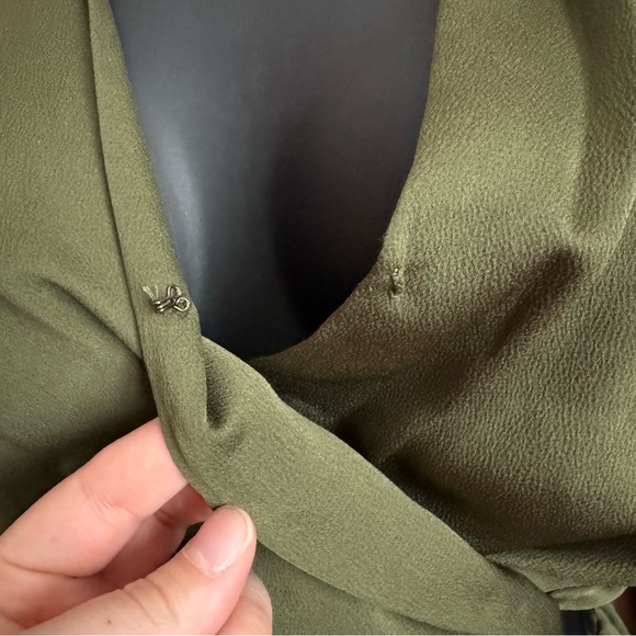 Banana Republic Pleated “wrap” Dress - Picture 6 of 9